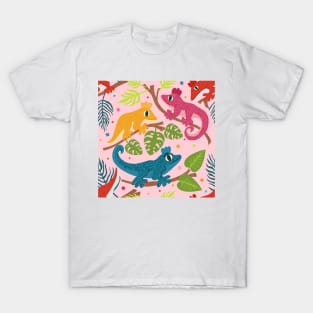 Colourful Crested Geckos with Jungle Leaves and Stars on pale pink T-Shirt